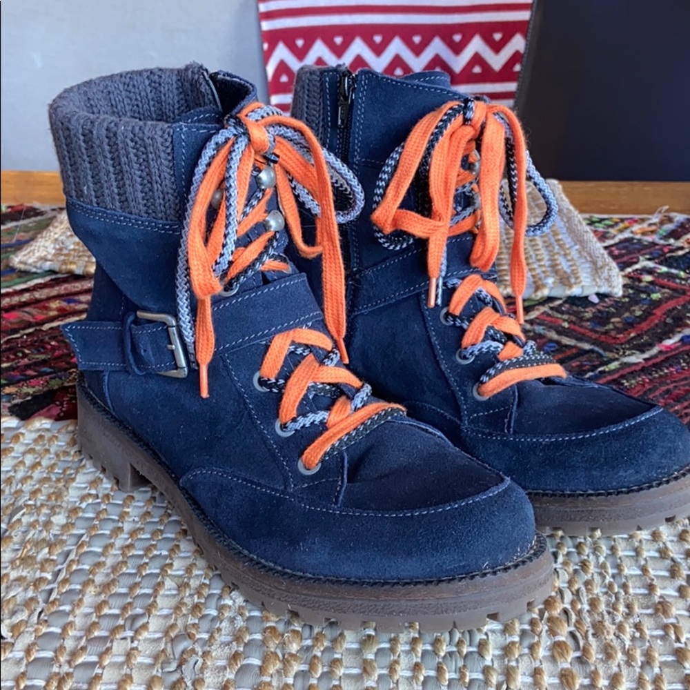 Bos & Company suede navy waterproof boots size 9